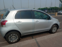 Toyota Vitz 2010 Silver