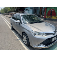 Toyota Axio Hybrid 2015