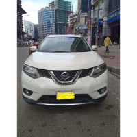 Nissan X-Trail 2015