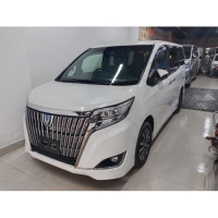 Toyota Esquire GL Premium 2019