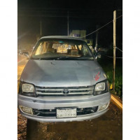 Toyota Noah 1997